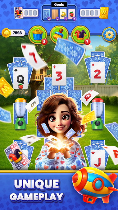 TriPeaks solitaire gameplay with special cards in Home of Cards.